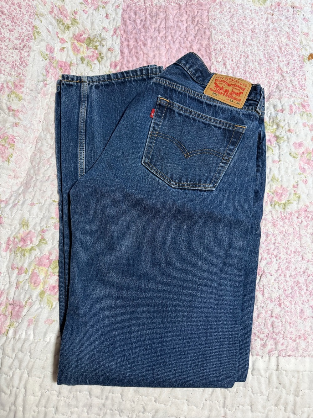 Levi's Men Straight Jeans in Blue Denim